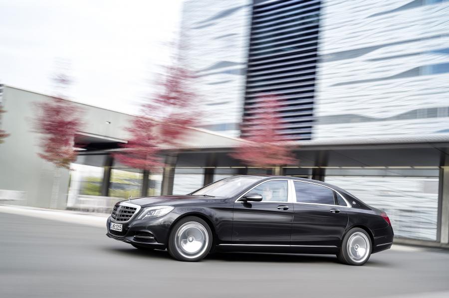  Mercedes-Maybach S600 2017 года  (WW) (фото 6 из 34)